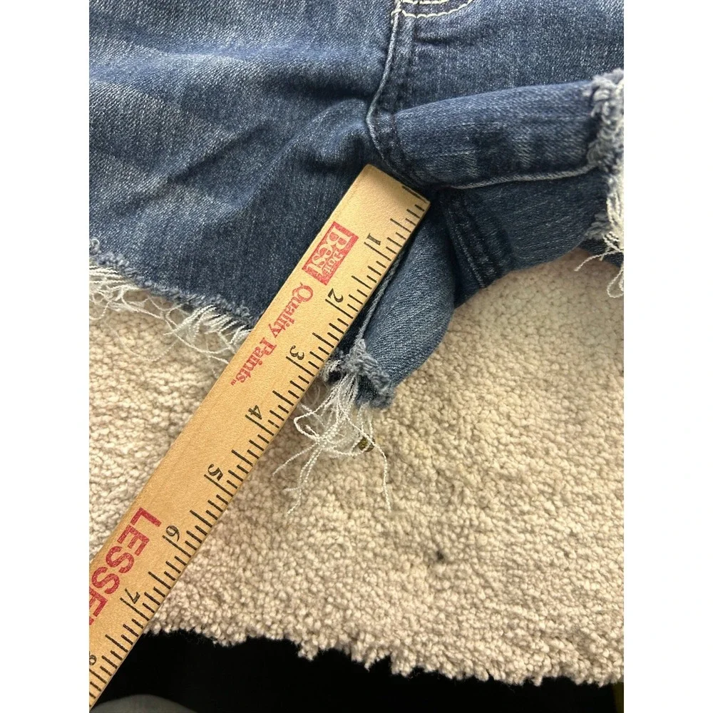 Earl Jeans experience casual
